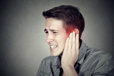 Unfallversicherung: Invaliditätsgrad bei Schwerhörigkeit und Tinnitus